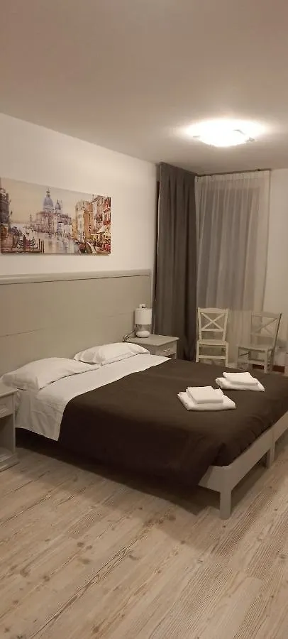 Gasthof Palazzetto Canossa Venedig