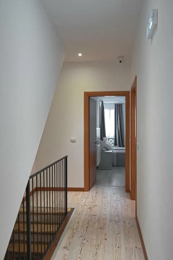 Palazzetto Canossa Venice 0*,